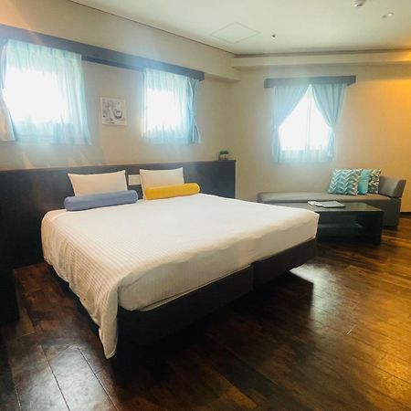 Rycom Crystal Hotel Okinawa Екстер'єр фото