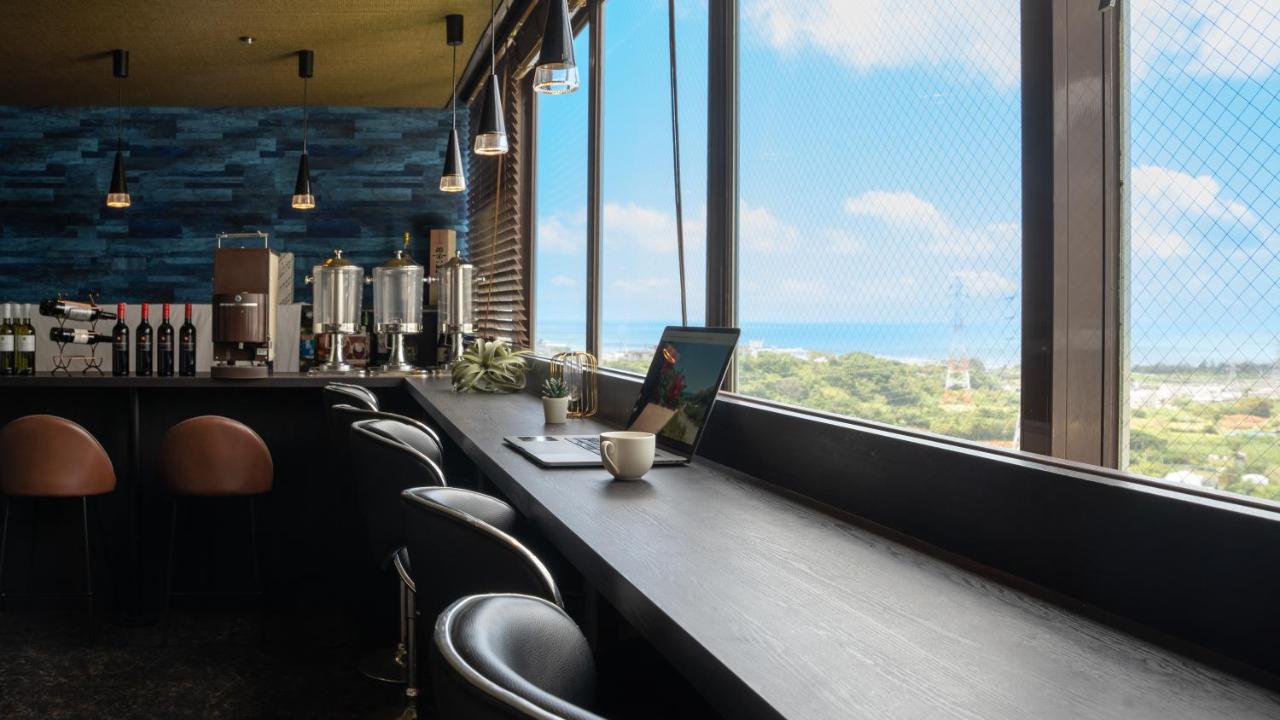 Rycom Crystal Hotel Okinawa Екстер'єр фото